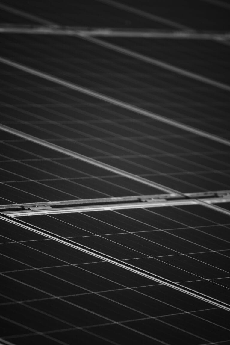 What should you consider when choosing solar battery storage systems?
